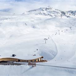 Luftaufnahme Top Mountain Crosspoint im Winter
